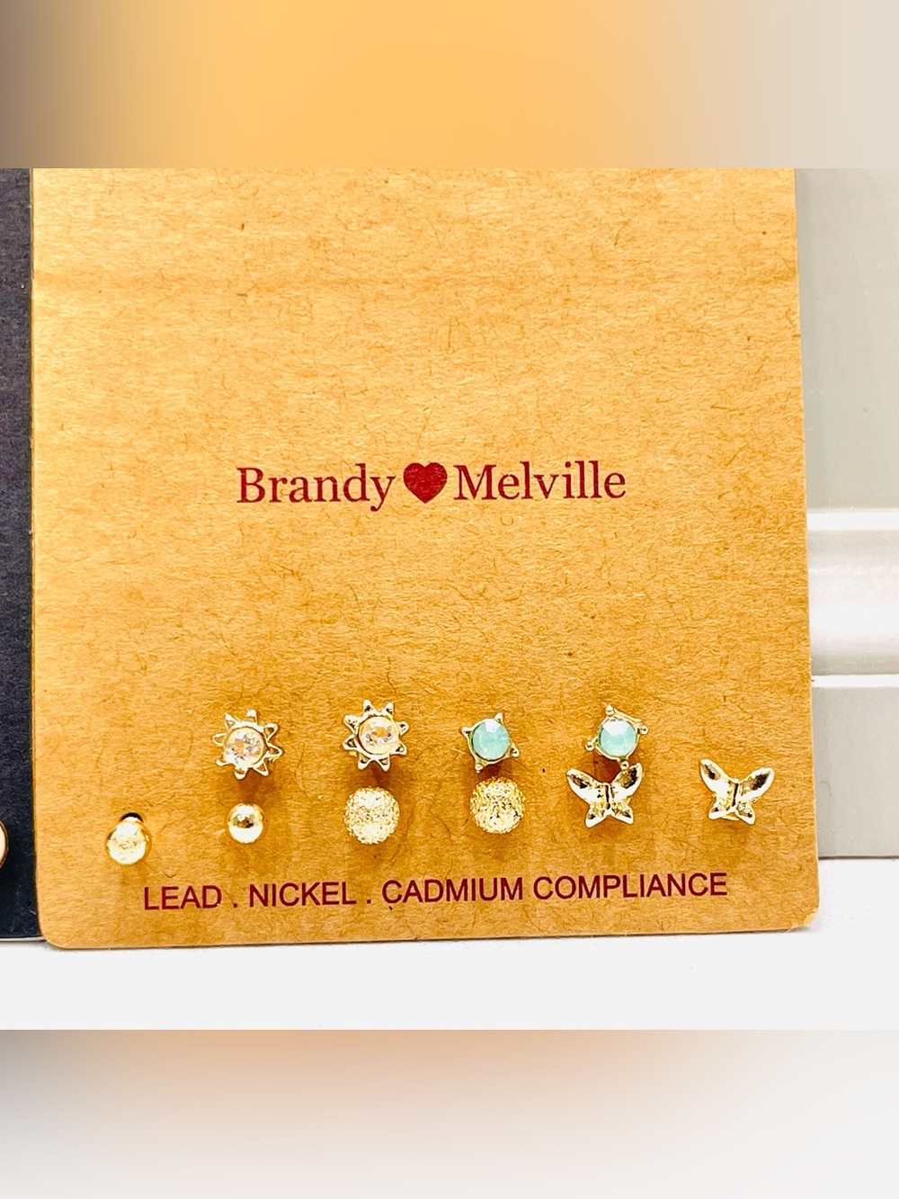 LAST DAY SALE! NEW! Garage & Brandy earrings NWT - Picture 4 of 6